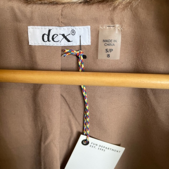 Girls Faux Fur Vest - Picture 4 of 6